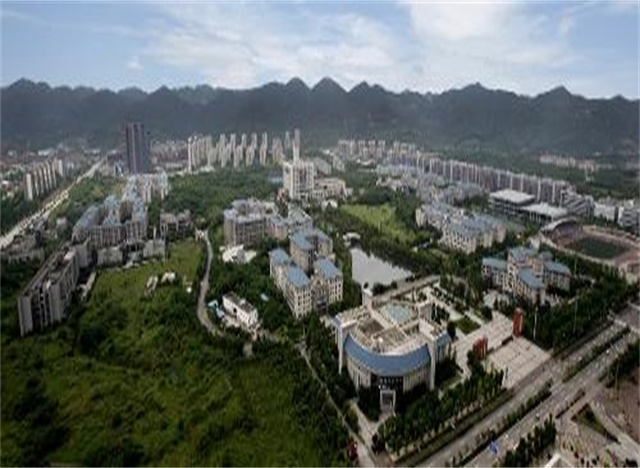 重慶師范大學(xué)